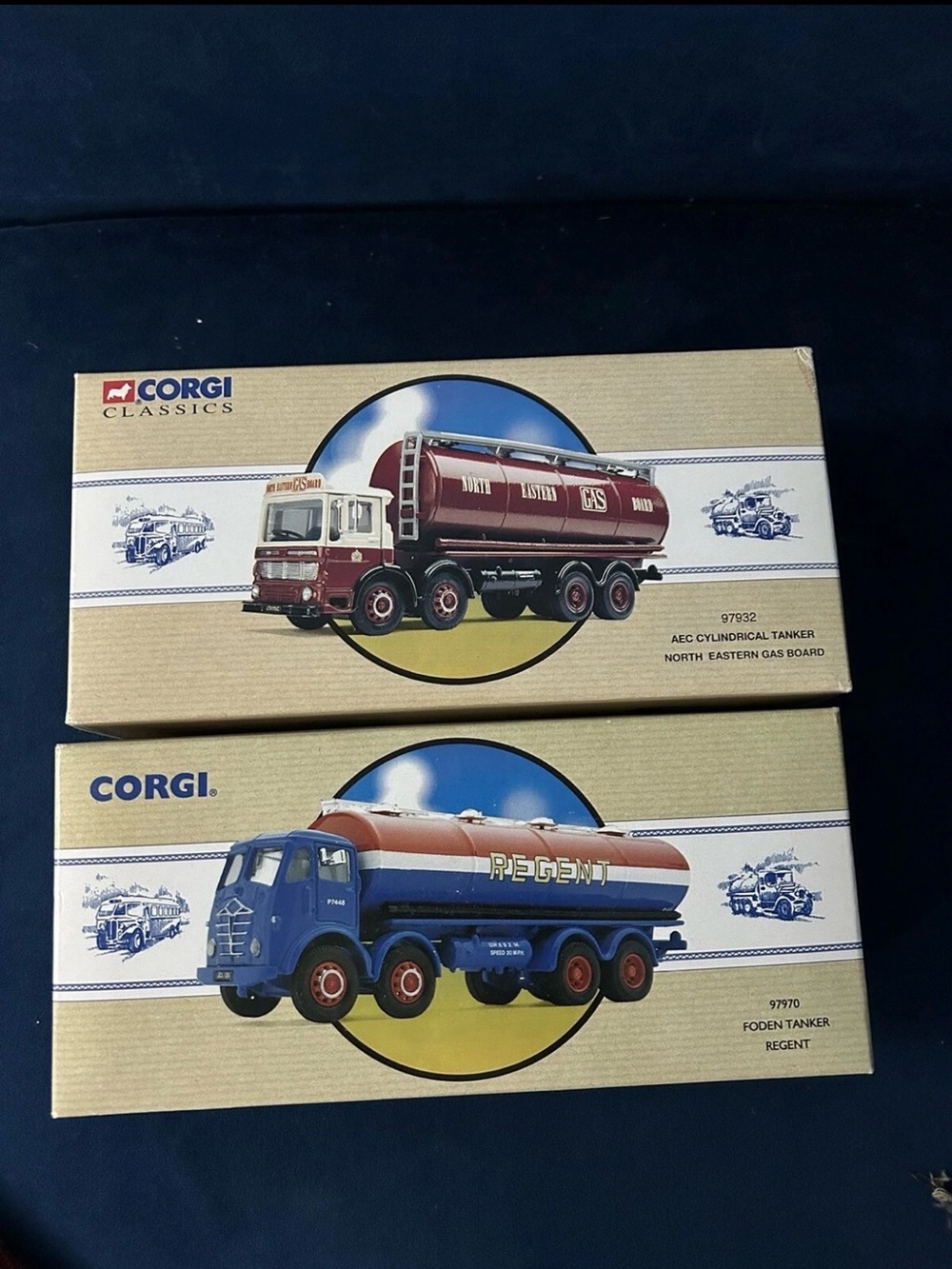 Corgi Classics Blue and Red Regent Foden Tanker Toy